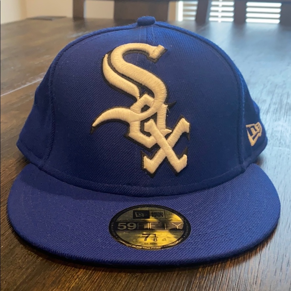 New Era White Sox Fitted Hat SZ 7 1/8
